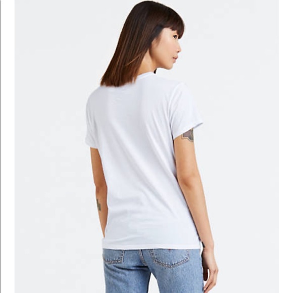 Levi’s Logo Colorblock Fill Tee Shirt - Picture 2 of 4